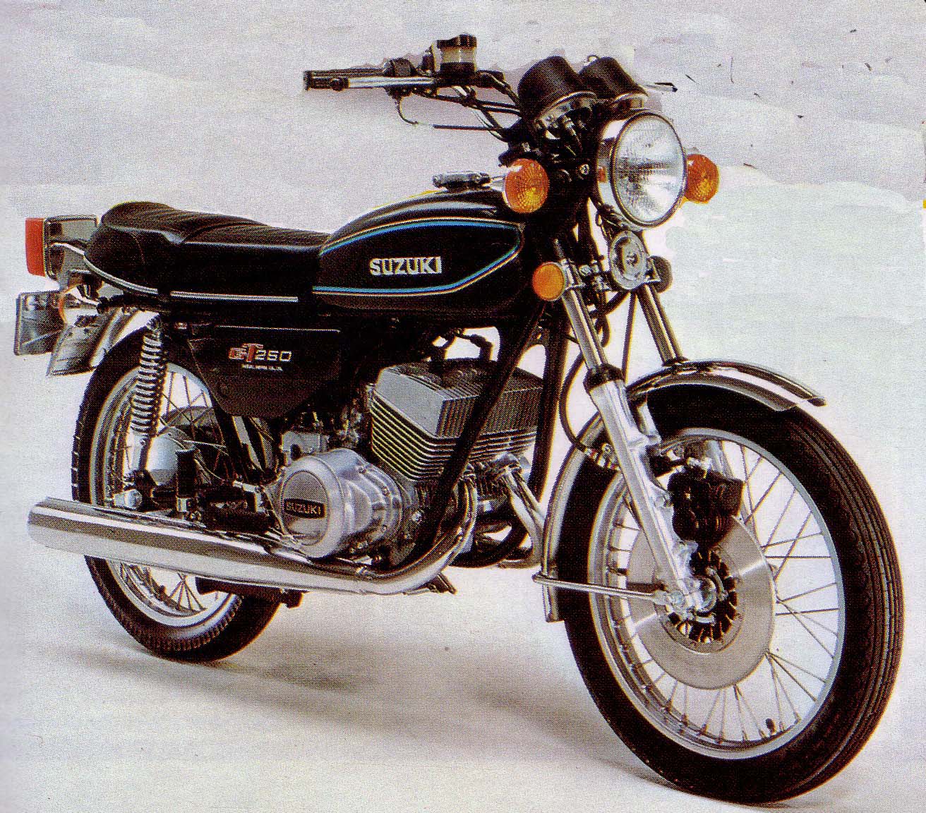 スズキ GT250 / SUZUKI GT250: 70年代のオートバイ